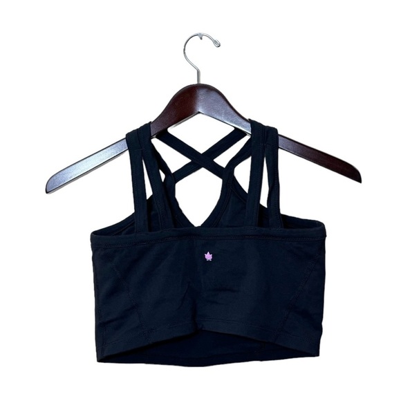 KIRAGRACE Black Grace Caged Strappy Yoga Crop Top Size M - Picture 2 of 11